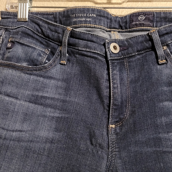 AG Stevie Capri- Slim Straight Capri - Picture 4 of 7